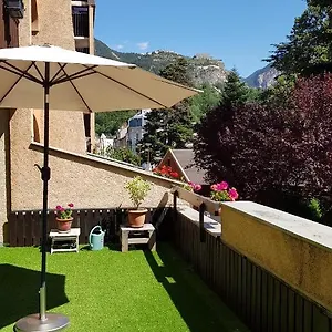  Appartement Etablissement Central Parc I